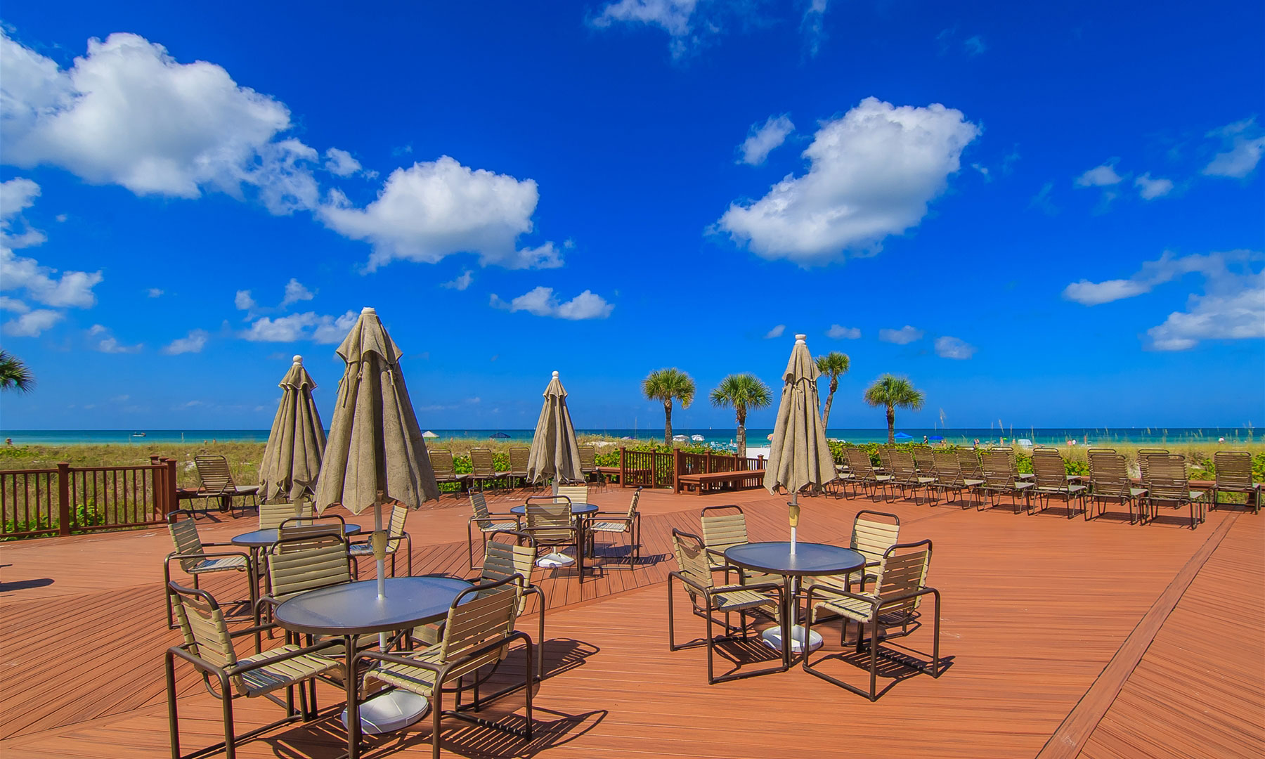 Siesta Dunes Beach Deck and Pavilion Siesta Key Condo Rentals